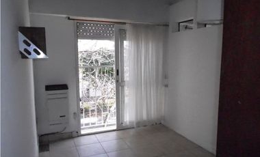 Duplex de 2 ambientes con altillo- Santa Mónica