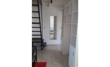 Duplex de 2 ambientes con altillo- Santa Mónica