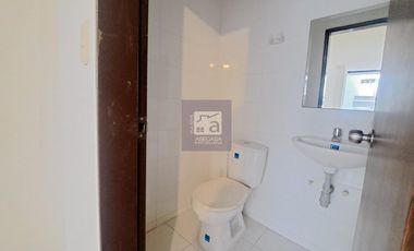 COD. 5590 - SE ARRIENDA OFICINA - BARRIO: CENTRO