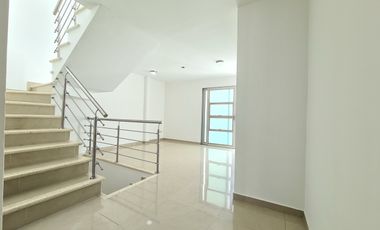 COD. 610 - SE ARRIENDA CASA - BARRIO: EL ROSAL