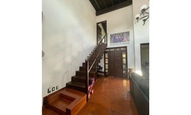 Casa Resdiencial estilo mexicano contemporáneo 6.Sec san javuer Pachuc