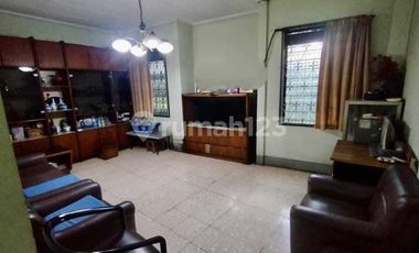 Dijual Rumah Sekaligus Ruko di Jalan Utama Astana Anyar Bandung