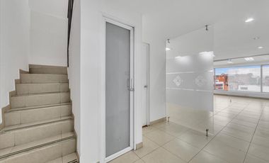 oficina en arriendo en antiguo country. Cod A121133017