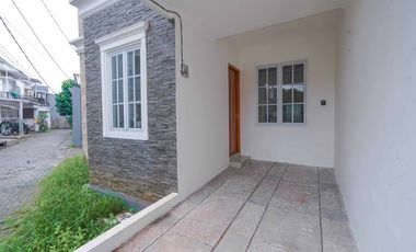 Rumah SHM 2 Lt Siap Huni 5 Menit ke Gerbang Tol Margonda 3 J-39938