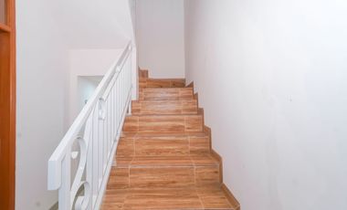 Rumah SHM 2 Lt Siap Huni 5 Menit ke Gerbang Tol Margonda 3 J-39938