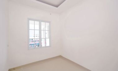 Rumah SHM 2 Lt Siap Huni 5 Menit ke Gerbang Tol Margonda 3 J-39938