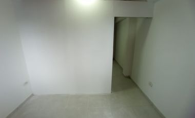 casa en venta en barrio calima. Cod V408608