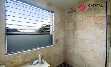 Casa en venta en Las Cañadas  zapopan club de golf