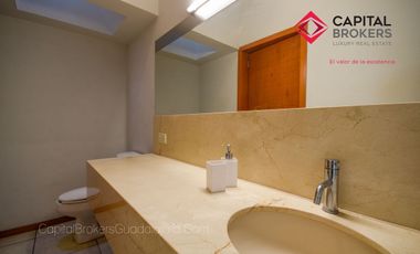 Casa en venta en Las Cañadas  zapopan club de golf