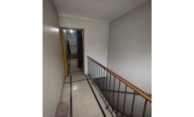 CASA CALLE MONTEVIDEO