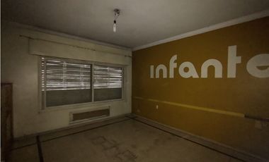 CASA CALLE MONTEVIDEO