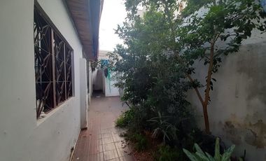 SE VENDE CASA EN BARRIO ALTICO