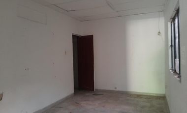 SE VENDE CASA EN BARRIO ALTICO