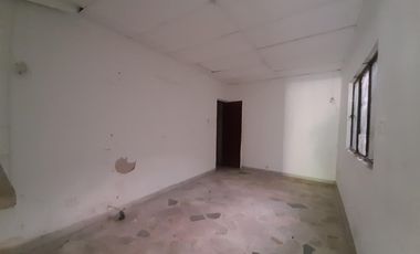 SE VENDE CASA EN BARRIO ALTICO