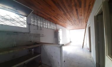 SE VENDE CASA EN BARRIO ALTICO