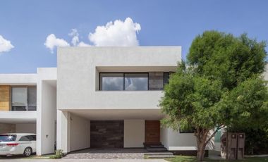 Casa en Venta en Sierra Azul