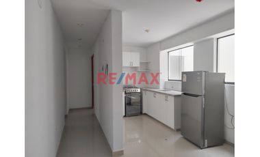 🏡 ¡Departamento de Estreno en 1er Piso con Amplio Patio! 🌿✨
Vive con comodidad y ubicación privilegiada en este moderno departamento de 70 m², ubicad