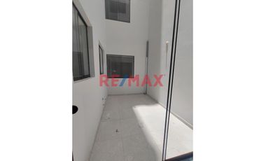 🏡 ¡Departamento de Estreno en 1er Piso con Amplio Patio! 🌿✨
Vive con comodidad y ubicación privilegiada en este moderno departamento de 70 m², ubicad