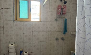 Se vende casa muy bien ubicada