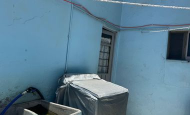 Se vende casa muy bien ubicada