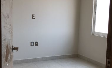 Hermosa casa en venta de 3 recamara y opción a cuarta