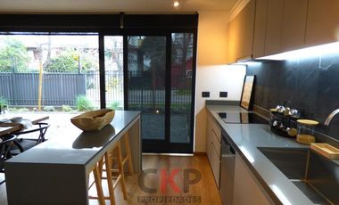 Duplex de 4 dormitorios y vista Norte con jardín privado