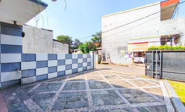 Rumah Luas 14 Mnt ke Living World Kota Wisata Cibubur Siap KPR J-48602