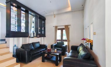 Rumah Luas 14 Mnt ke Living World Kota Wisata Cibubur Siap KPR J-48602