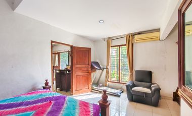 Rumah Luas 14 Mnt ke Living World Kota Wisata Cibubur Siap KPR J-48602