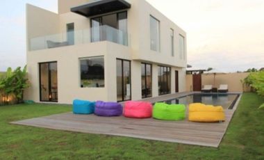Beach Townhouse Luxury Villa Pabean Gianyar Bali