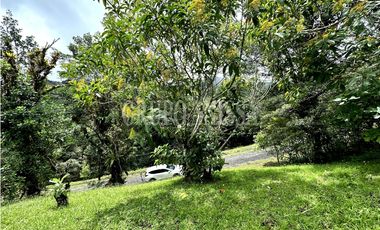 Se Vende Hermoso Terreno en Zona Alta de Altos del Maria