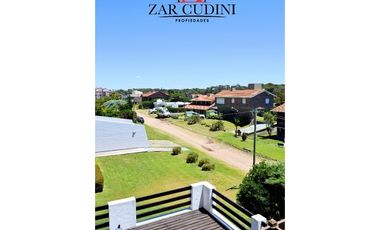 VENTA CASA PINAMAR NORTE - 9 AMBIENTES