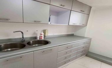 CONSULTORIO EN ARRIENDO EN AVENIDA SANTANDER