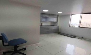 CONSULTORIO EN ARRIENDO EN AVENIDA SANTANDER