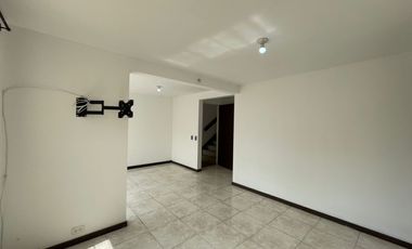 apartamento en arriendo en ciudad jardín. Cod A3047