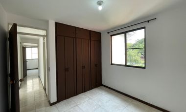 apartamento en arriendo en ciudad jardín. Cod A3047