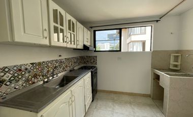 apartamento en arriendo en ciudad jardín. Cod A3047