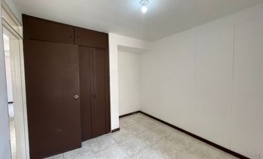 apartamento en arriendo en ciudad jardín. Cod A3047