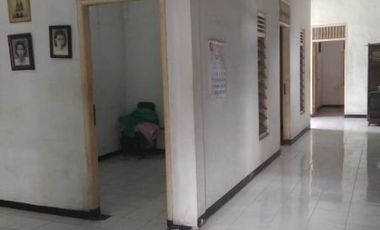 Rumah Pinggir jalan Raya Gondang Sine, Kedungbanteng, Gondang, Kabupaten Sragen, Jawa Tengah, cocok untuk usaha