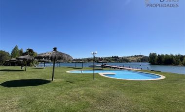 Casa en condominio a orillas del Lago Rapel Costa del sol II