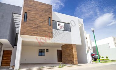 CASA EN VENTA CON ESTUDIO EN PLANTA BAJA EN LA VISTA RESIDENCIAL, SAN LUIS POTOSI