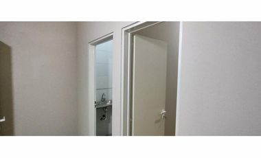 LOCAL DE 33 M² A ESTRENAR EN CENTRO DE SAN JUSTO