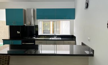 casa en venta en ricaurte. Cod V30