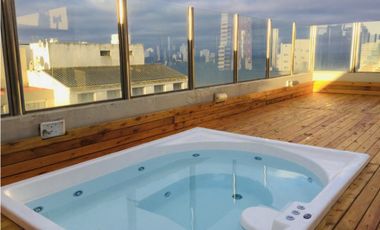 Piso Penthouse en duplex con Jacuzzi y quincho propios Playa Varese