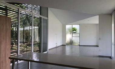 casa en arriendo/venta en bocono. Cod A4855