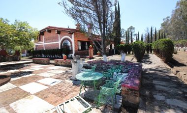 Magnifico rancho en Acatlan, Hgo, a 15 minutos de Tulancingo.