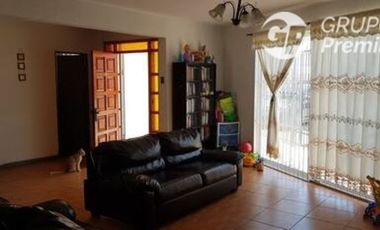 Casa en venta de 4 dorm. en Arica
