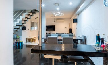 EN VENTA - CASA DOS DORMITORIOS CON QUINCHO Y TERRAZA- REFINERIA, ROSARIO