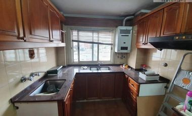 Venta Gran Semi Piso 3 ambientes con cochera fija sub terranea de 76 m2 en el Centro de San Martin