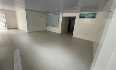 edificio en arriendo en toberin. Cod A51681